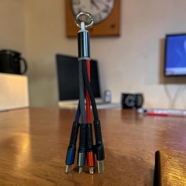 كابل شحن ثلاثي ملون