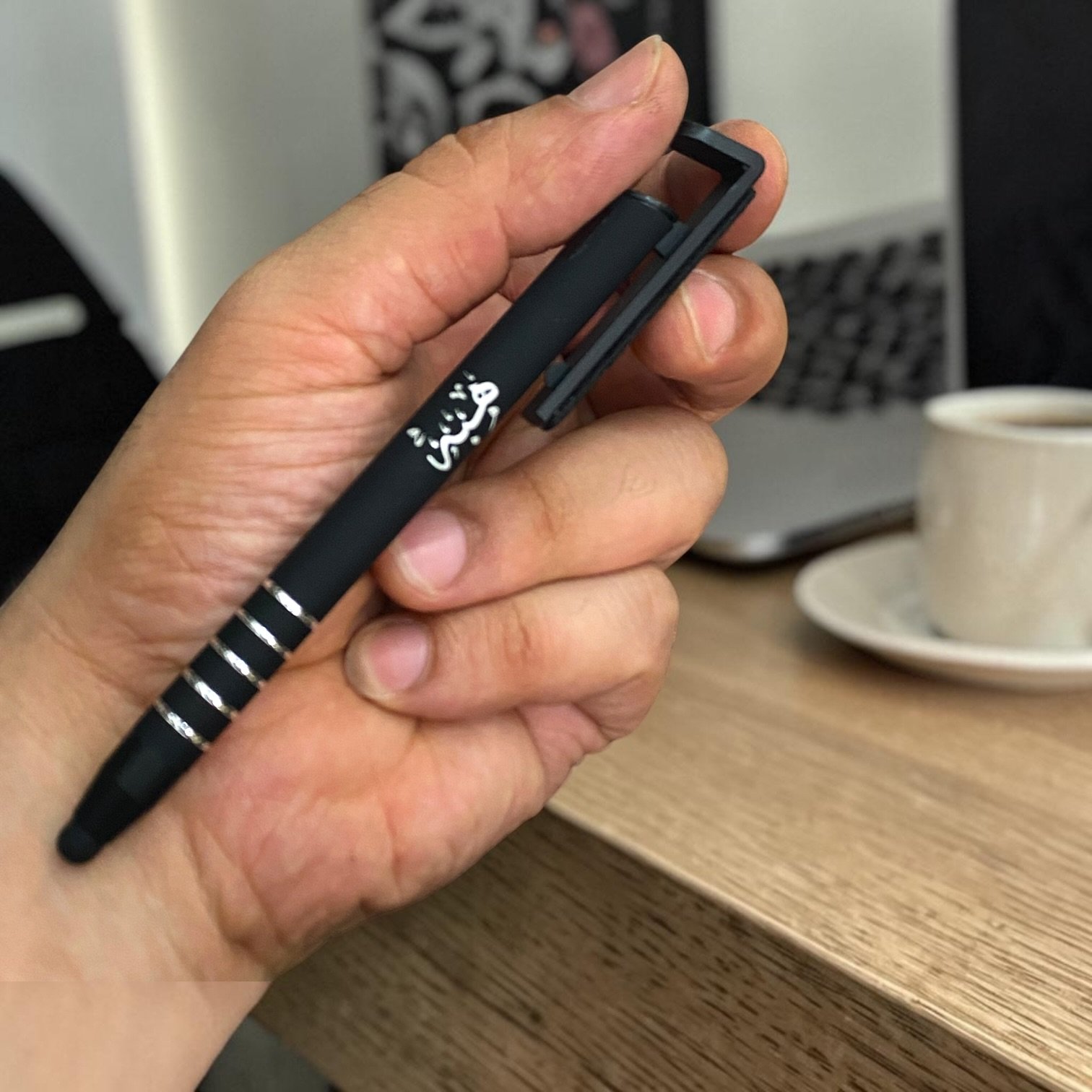 Metal Pen Image 3