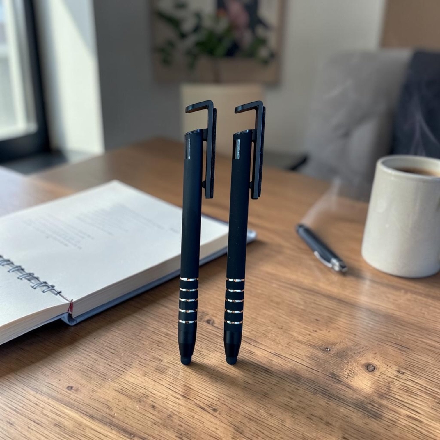 Metal Pen Image 4